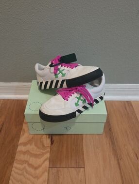 Off-White Vulcan Sneakers